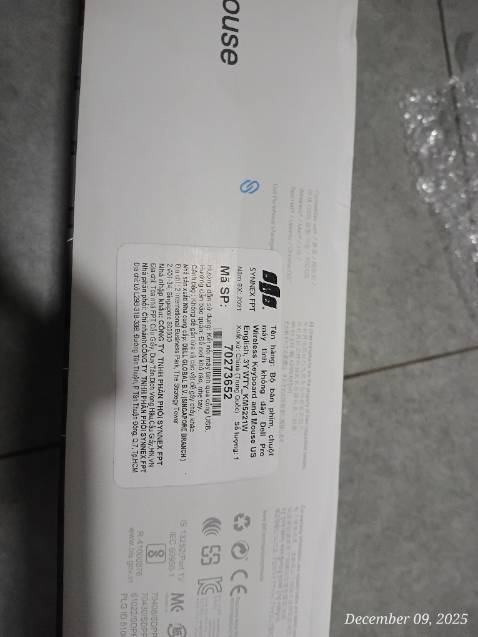 Đặt mua mã 5221, lại giao mã 3121 nhưng vẫn đóng hộp 5221. Hộp thì méo mó, cũ kỹ, vàng ô cả ra. Pin cũng ko có đi kèm trong khi combo này chính hãng của dell luôn có 3 pins (dell có cả video khui hàng combo này luôn)

Có dấu hiệu *** đảo.