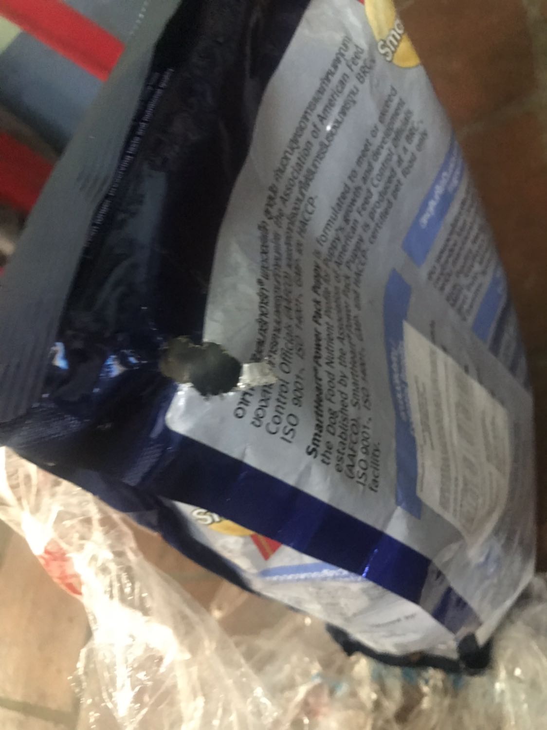 Đặt hàng từ 7/7 đến tận 18/7 mới nhận được hàng. Nhận xong hàng còn bị chuột cắn rất nhiều chỗ