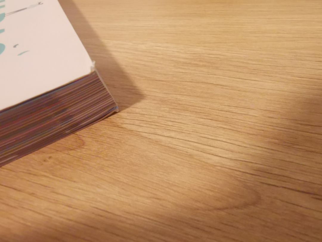 sách bìa dơ, cũ. gáy sờn. thất vọng