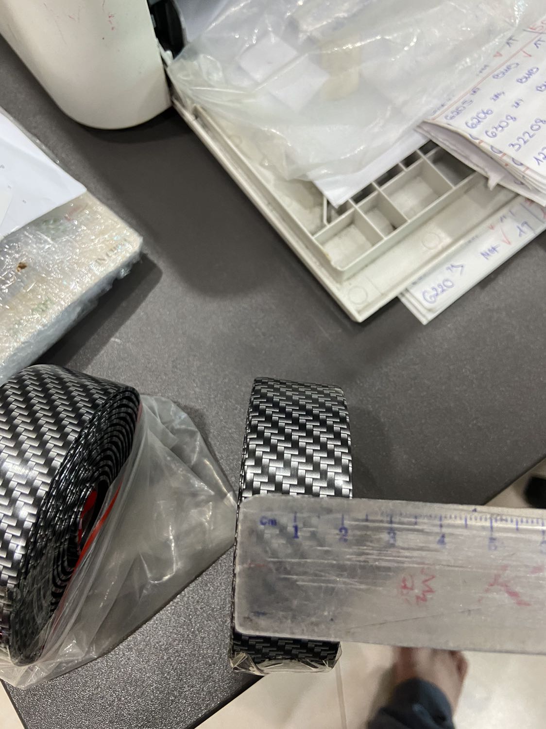 Tôi đặt bề rộng 3Cm nhưng giao cho tôi có 2,5Cm, đề nghị Tiki coi lại cách bán hàng của khách hàng này nhé!