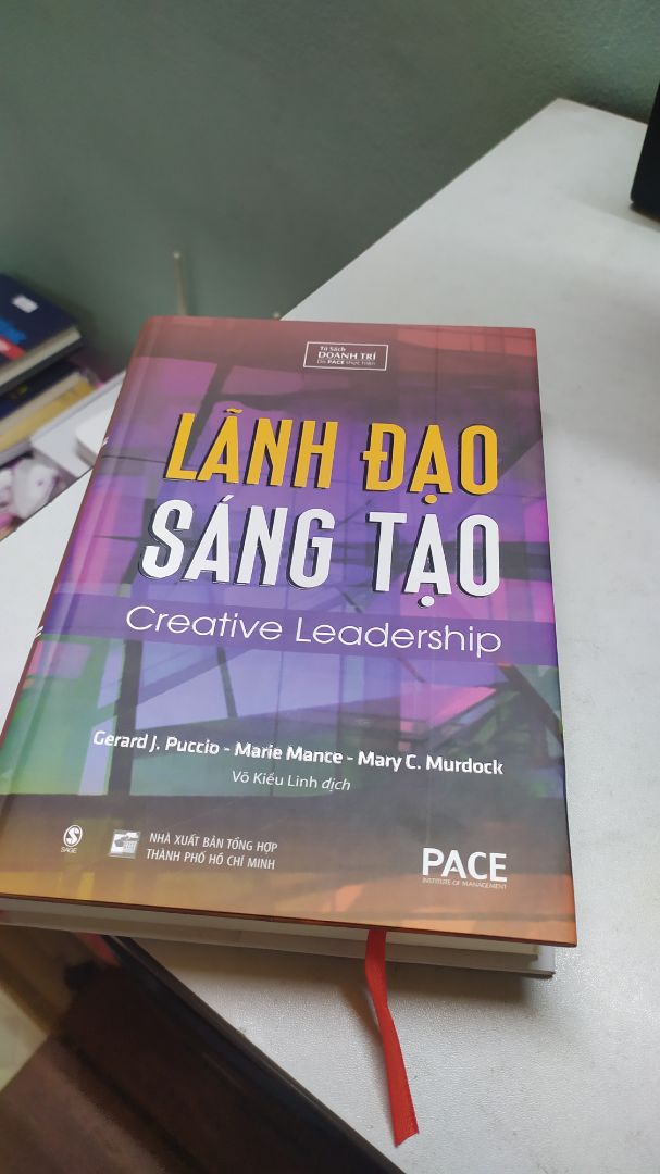 Chủ đề quen thuộc, nhưng nội dung lại rất giống sách, sáng tạo một hướng khác về chủ đề này. Sách bìa cứng, đẹp.