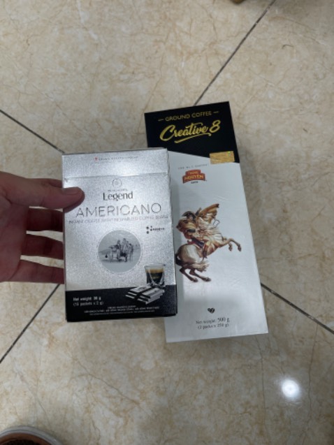 Cà phê ngon, săn sale giá tốt, giao hàng nhanh, có thêm quà tặng 1 hộp america no rất ngon. Nên mua mỗi họp tiêng để được tặng thêm