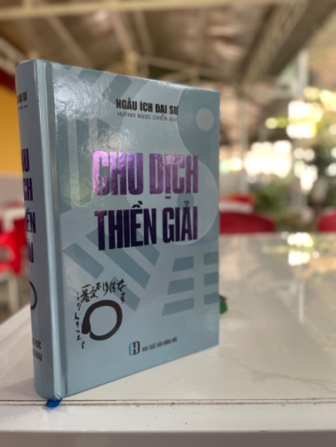 Sách đẹp hơn nếu dùng giấy ngã vàng!