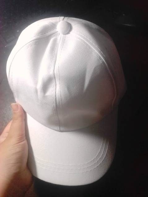 nón đẹp nha mọi người
đội vừa đầu lắm không có bị nhỏ đâu
chất liệu cũng được
giao sớm trước một ngày, gói hàng cẩn thận lắm