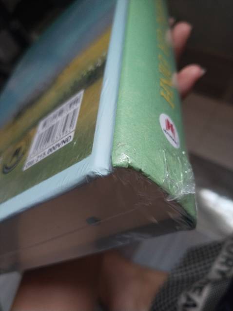 Hàng bị trày, móp đủ hết nhìn như hàng tồn vậy