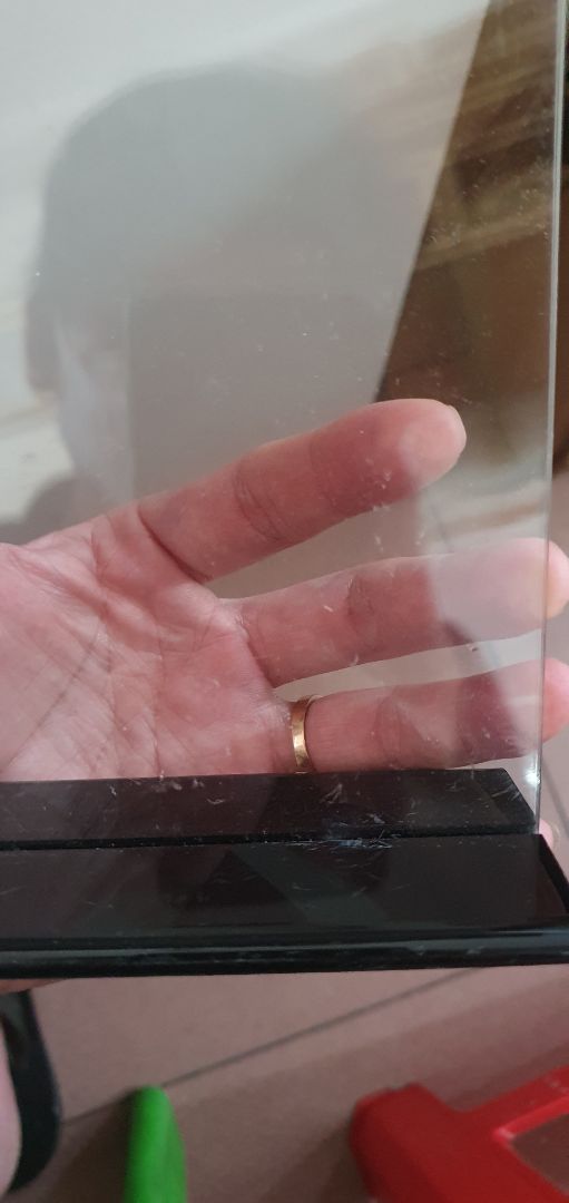 Trầy xước, giống hàng quăng kho !