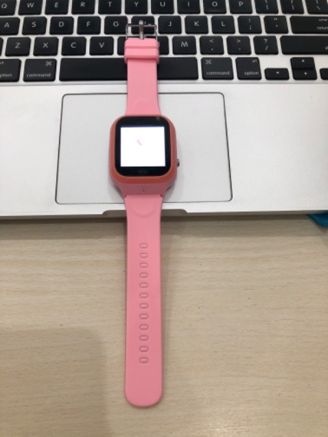 Shop hướng dẫn rất tận tình, nhanh chóng. Sản phẩm mới mua hôm qua nên chưa đánh giá được hết chức năng, bên ngoài đẹp - cầm chắc tay :)