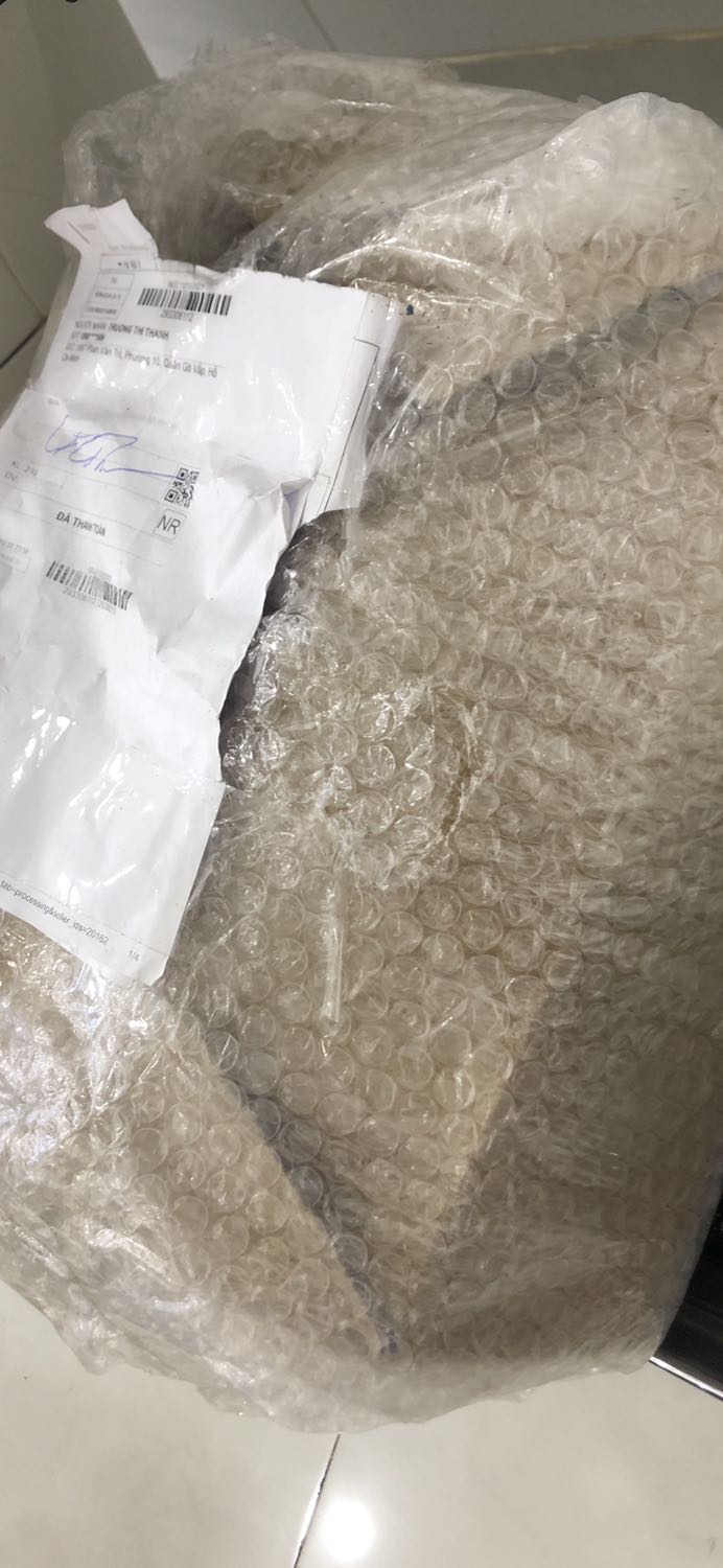 Yêu cầu tiki lấy hàng lại và tôi sẽ mua shop khác, ko thể chấp nhận kiểu gói hàng vô tâm của shop này