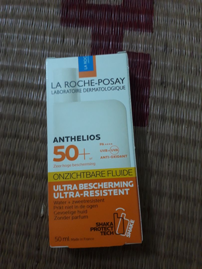 tiki giao hàng khá nhanh, sản phẩm đóng gói cẩn thận, nguyên tem. rất hài lòng về dịch vụ, xài hết sẽ ủng hộ tiếp ạ. 5 sao cho shop?