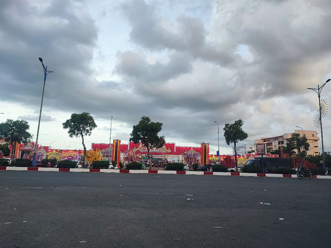 Hàng ok..mới 100%.xài ổn..thời gian nửa mới biết độ bền