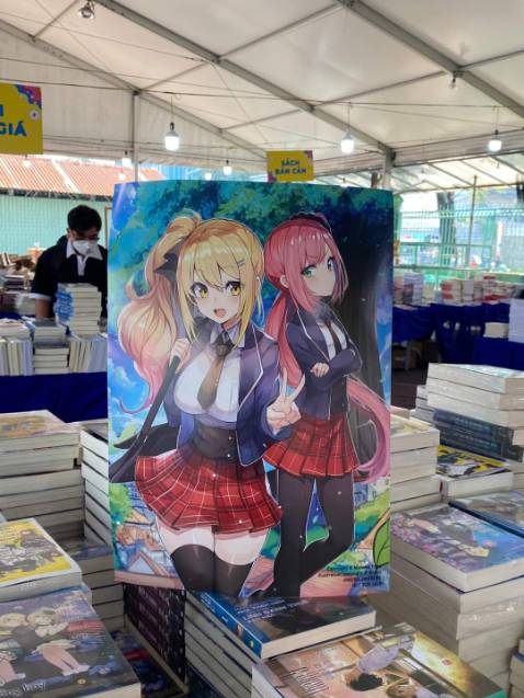 Nội dung cực hay. Giao hàng tuy hơi lâu nhưng rất xứng đáng. Hy vọng tập mới nhất sẽ ra sớm hơn