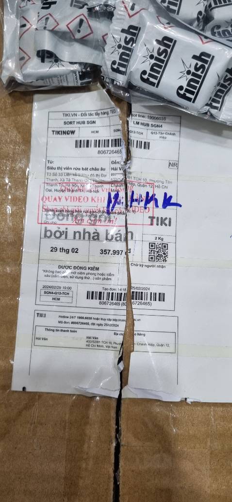 Hình ảnh ko giới thiệu ko giống sản phẩn giao. Ảnh minh họa có lõi màu đỏ, sản phẩn giao ko có