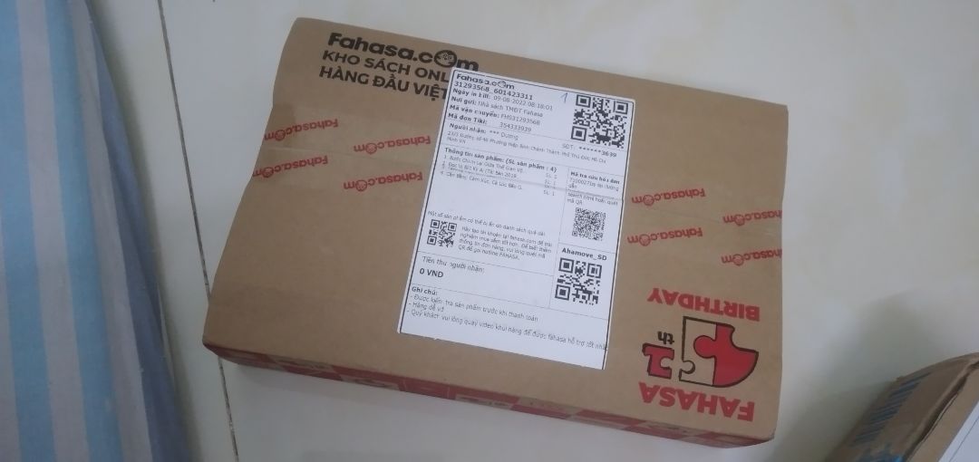 Van gài chặt, chất lượng, giá rẻ hơn mua ở tạp hóa bên ngoài.