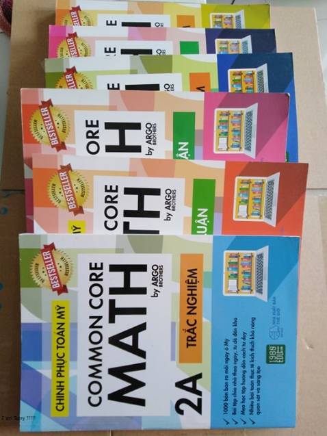 Mình mua một lúc loạt sách của series này luôn do đang có giảm giá. Sách to, dày, giấy trắng, có song ngữ và đáp án. Nếu phần đáp án có giải thích chi tiết hơn cho bé học thì sách sẽ hoàn hảo. Tuy nhiên mình cũng hài lòng rồi.