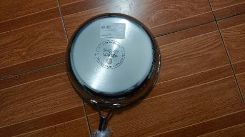 Giao hàng rất nhanh, nhanh hơn các sàn khác. Sản phẩm chắc chắn, sáng đẹp