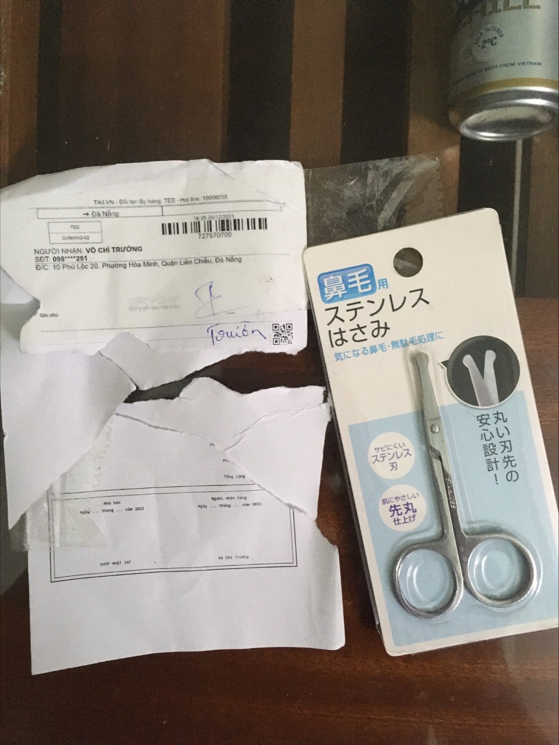 Không hiểu shop làm ăn kiểu gì. Mua một đằng gửi hàng 1 nẻo. Thua