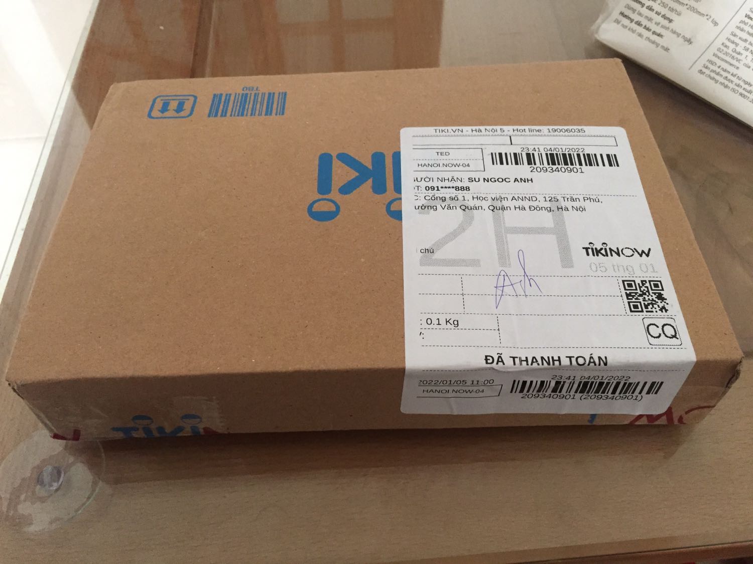 Sản phẩm như mô tả. Giao hàng đúng hẹn. Đóng gói cẩn thận. Giá rẻ hơn niêm yết. Đã thử đi chơi thể thao rất êm và ôm chân. Ủng hộ sản phẩm của shop. Sẽ mua thêm để tặng.