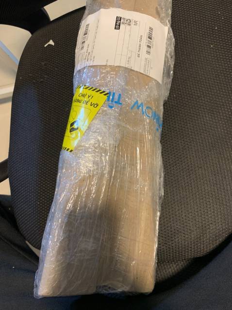 Quá ư là tiện lợi, 1 ổ cắm mà có tới 6 ổ cắm, 3 ô sạc USB. dùng cho bàn  làm việc chung 4-5 ng cắm labtop, thay nhau sạc đt thoải mái luôn. thích quá
Giá thì siêu rẻ, độ bền thì chưa nói đc do mới dùng thôi
 Cám ơn TIKI nhiều nha