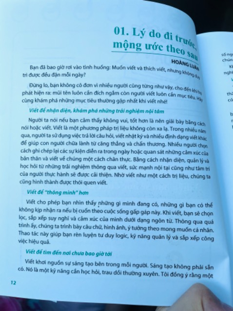Mình ko biết đây có phải sách *** ko, nhưng chữ in trên giấy rất nhoè, không được nét như các sách khác đã mua. 

Nội dung sách với người tập viết như mình là ổn, hướng dẫn cụ thể chi tiết từng ngày. Cứ chăm chỉ làm theo sách thì chắc chắn sẽ viết tốt hơn