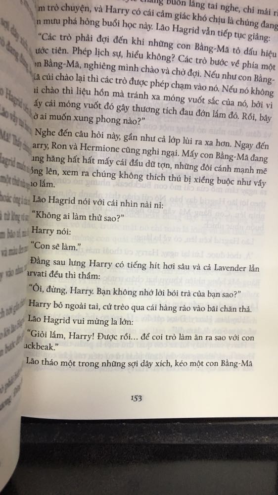 Hơi buồn vì ko có chống sốc cũng chẳng có màng bảo vệ gì cả nhưng đc cái giao khá nhanh hàng nói chung là tạm ổn ko bị móp nên mua
