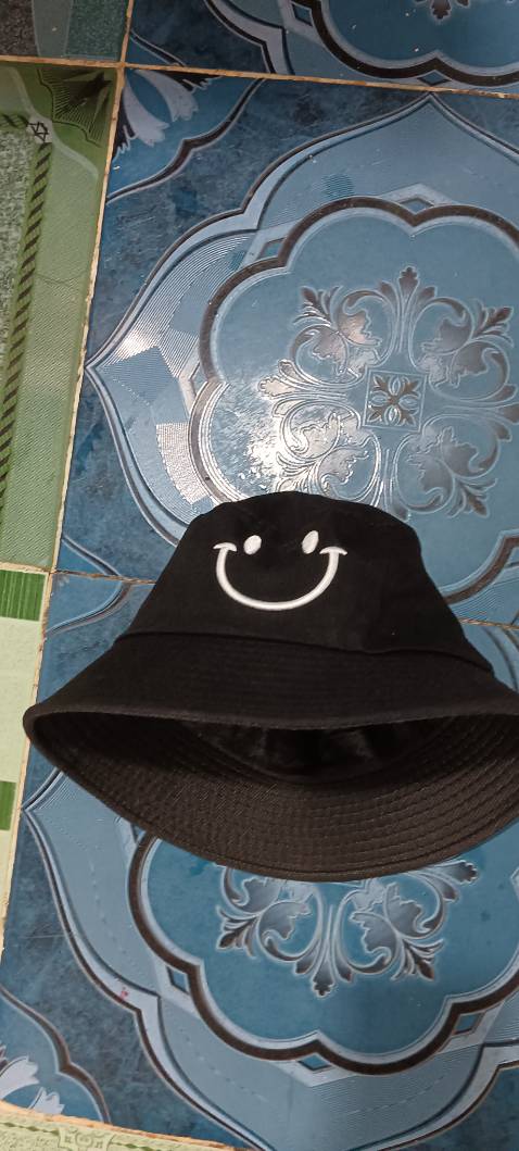 Tạm được,nón vanh cứng cáp đây.