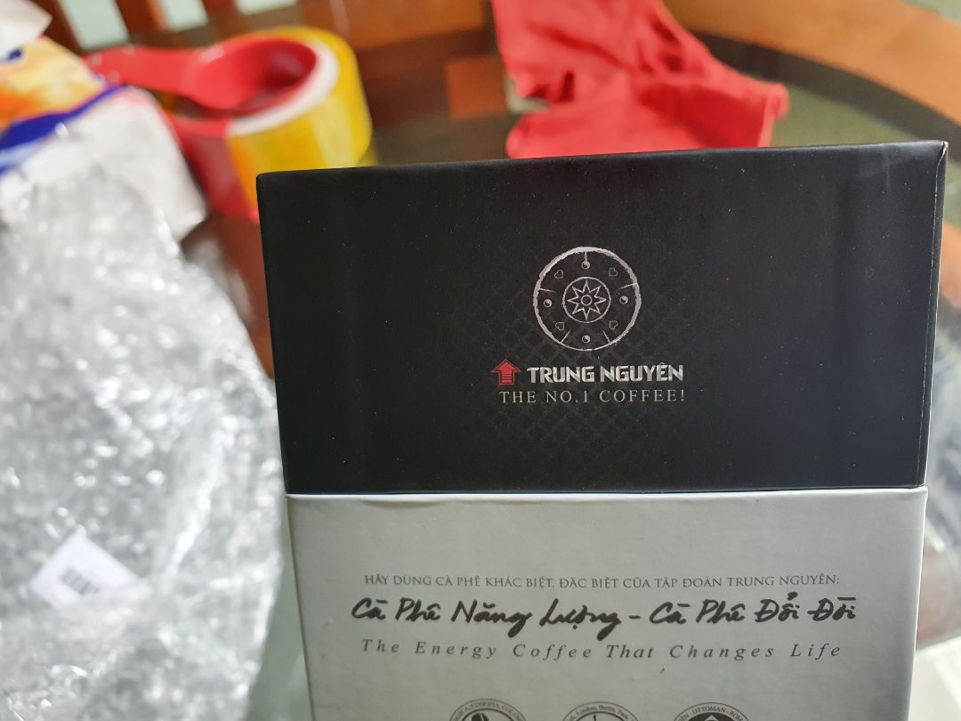 Tiki than men!
Minh rat that vong ve san pham ma nha phan phoi Nam An ban.Cafe trung nguyen 8 ma Minh da mua o nha phan phoi nay qua Tiki la cafe gia.Minh muon khieu lai va hoan tien.Hang gia :bao bi nhot nhat,in ko ro chu, bao bi hut chan ko meo mo, ben trong la thu cafe re tien.