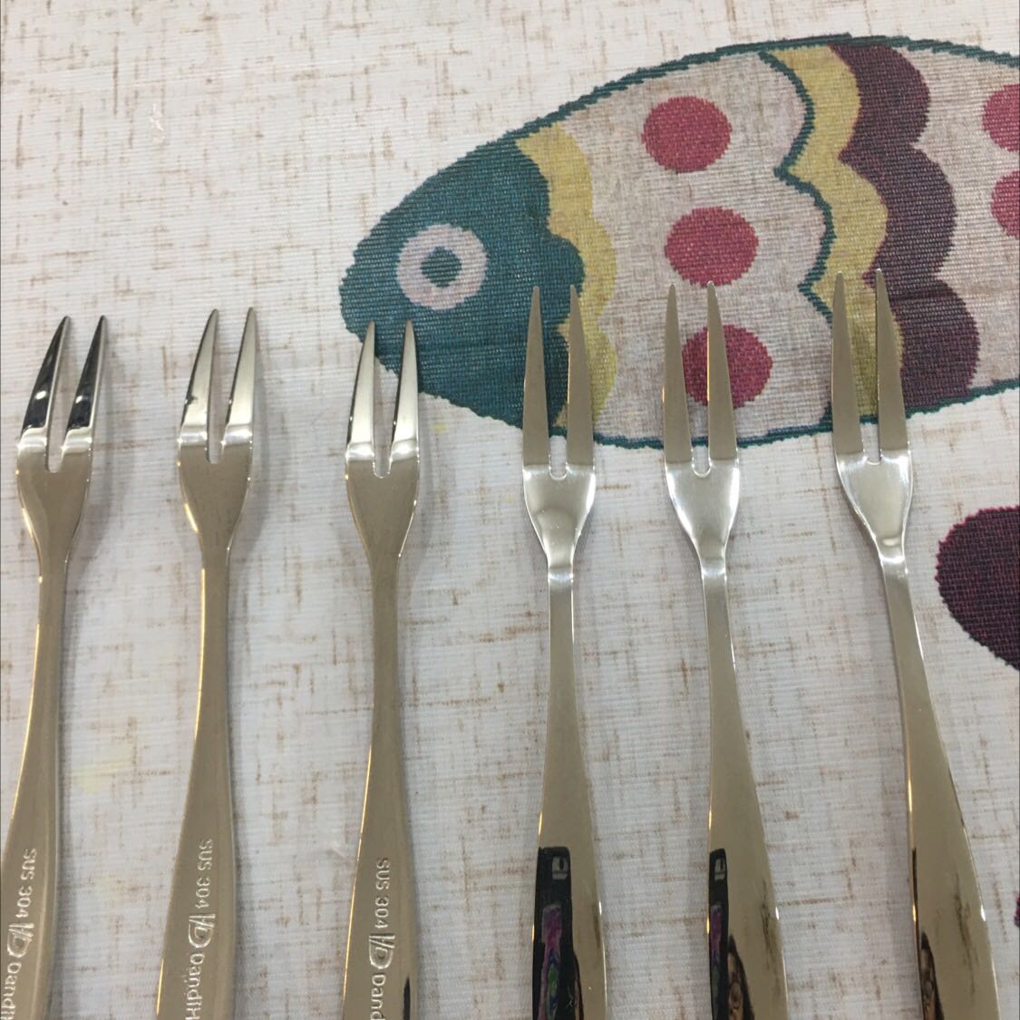 Rất đẹp, dày dặn chắc chắn, đóng gói cẩn thận. Rất hài lòng về sp. Shiper nhiệt tình chu đáo.