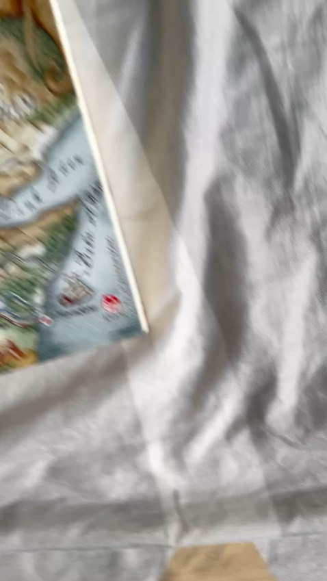 Sách mới, bìa đẹp, chất lượng giấy tốt.
Sách do nhà xuất bản Kim Đồng biên dịch nên nôi dung ổn, chất lượng đảm bảo.
Giao hàng đúng hẹn.