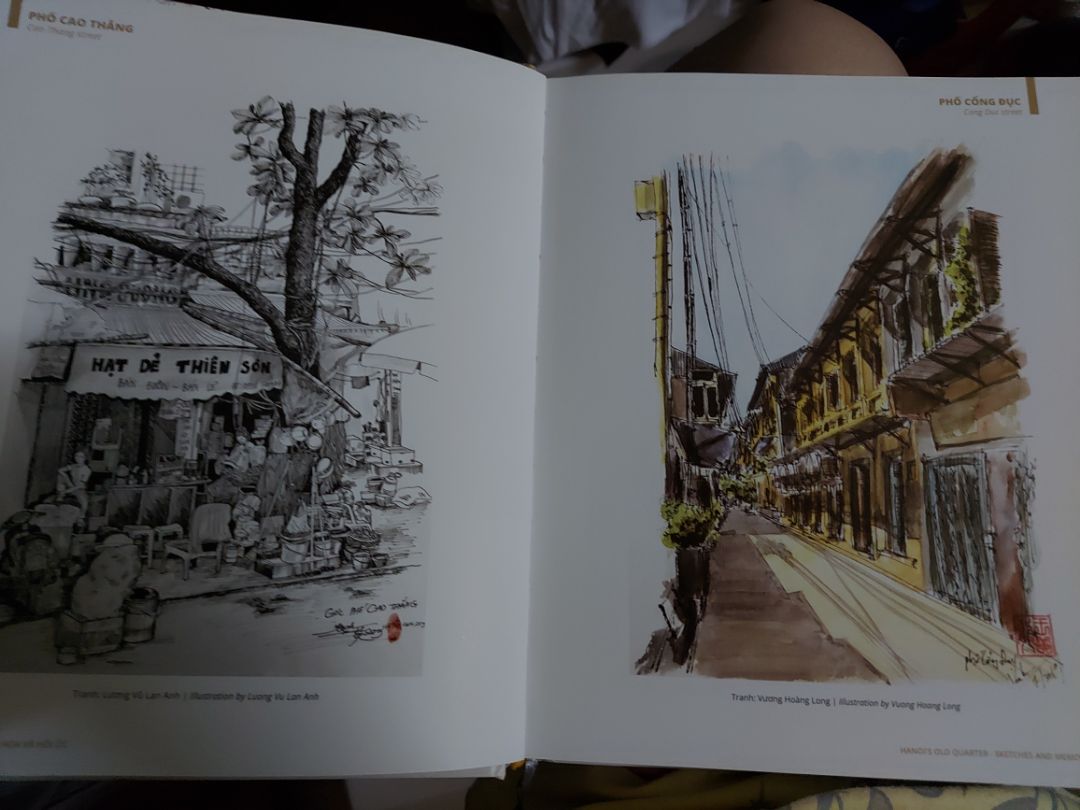 Sách nhiều hình ảnh , nói về phố cổ thời xưa , sách song ngữ