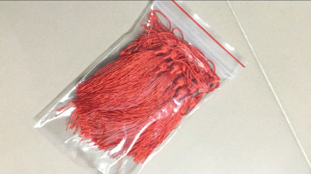 Dù sản phẩm chỉ là 1 túi nhỏ nhưng đã được shop đóng gói cẩn thận, giao hàng nhanh và đủ số lượng. Chất lượng ổn so với giá sale mà mình mua được và trông chúng rất dễ thương