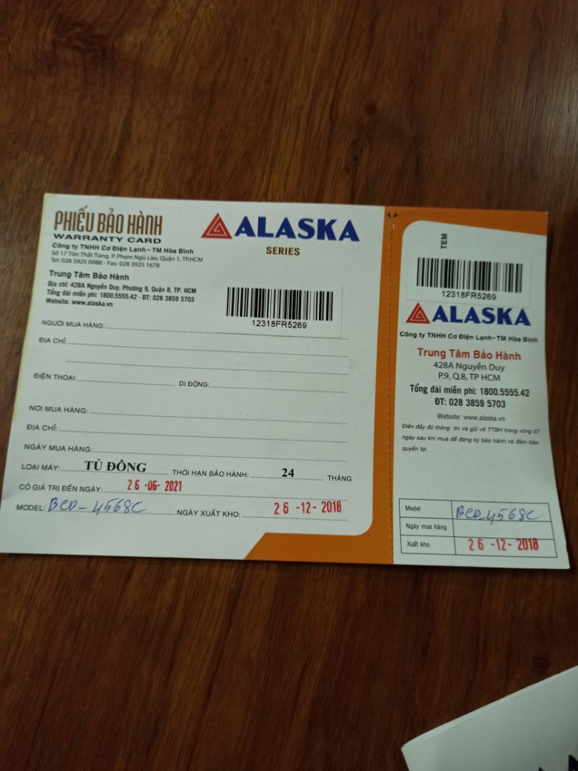 Hàng vừa nhận được mà phiếu bảo hành 24 tháng đi kèm lại ghi có giá trị tới 26/06/2021. Hàng thì cũ xuất kho gần 2 năm rồi. Chat yêu cầu hỗ trợ thì bảo sẽ liên hệ lại. Vẫn không thấy liên hệ giải quyết gì cả.