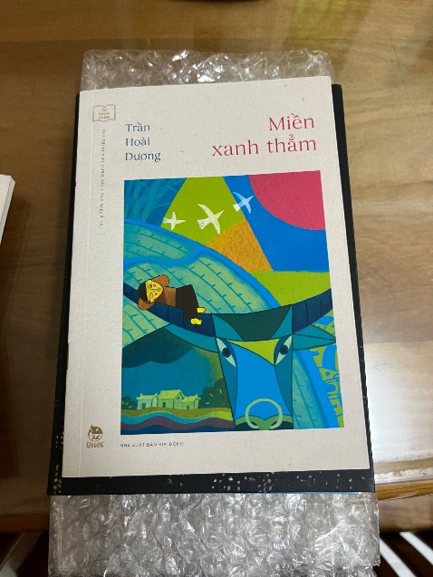 Shop đóng gói cẩn thận và giao nhanh. Sách chính hãng, giá tốt. Sẽ tiếp tục ủng hộ shop.