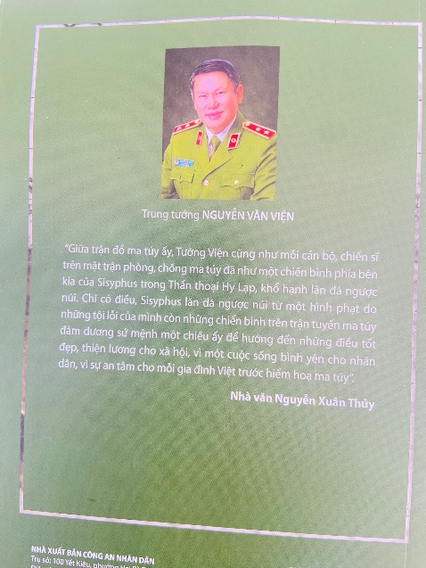 Sách in ấn đẹp; trình bày rõ ràng dễ hiểu; cảm ơn các bạn.