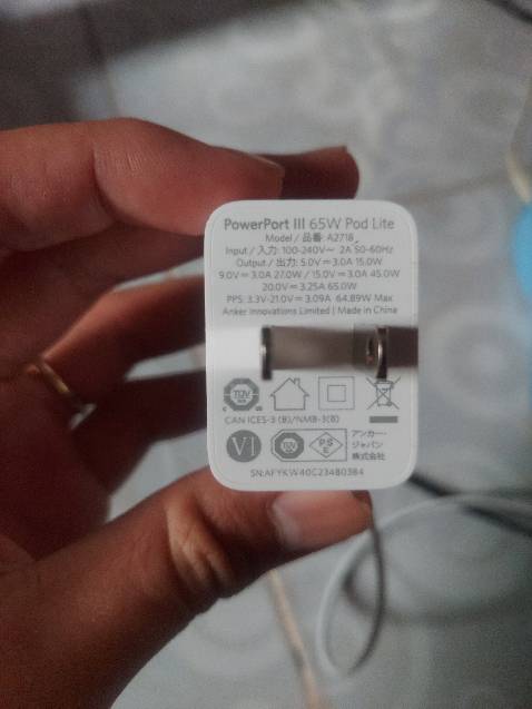 Sạc vô pin nhanh từ 25% lên 80% trong 30p. Qua 80% sạc chậm lại . Sp chất lượng. Đáng tiền