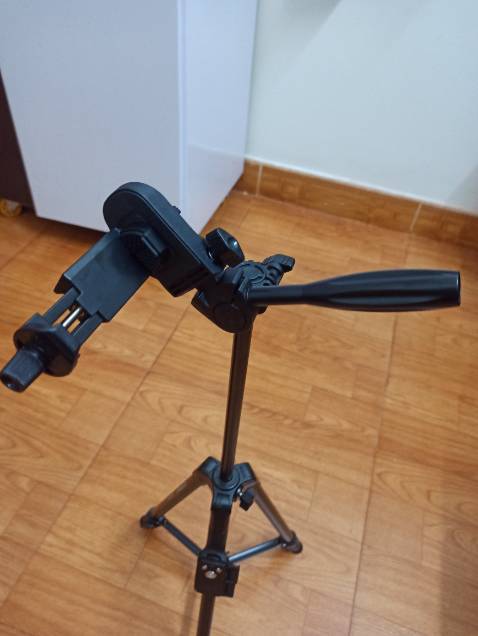 Chất lượng tốt so với giá tiền... Độ bền phải qua thờingian sử dụng mới đánh giá được.