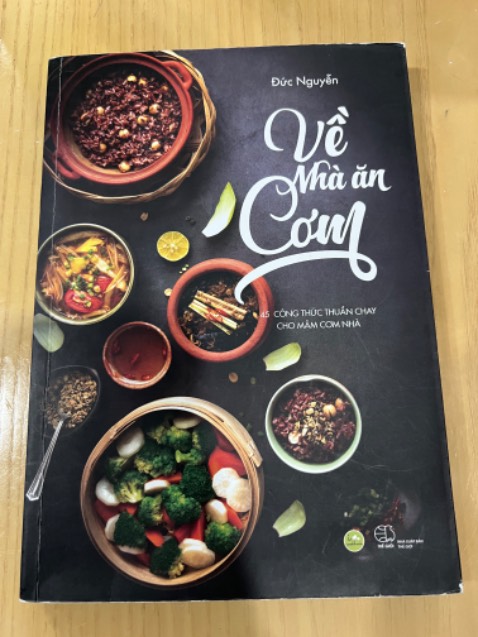 Sách hay. Ship nhanh trong 2h. Nhưng bìa cũ và bị sờn góc như là hàng trưng bày. Hi vọng shop chú ý hơn. Sách hay. Ship nhanh trong 2h. Nhưng bìa cũ và bị sờn góc như là hàng trưng bày. Hi vọng shop chú ý hơn.