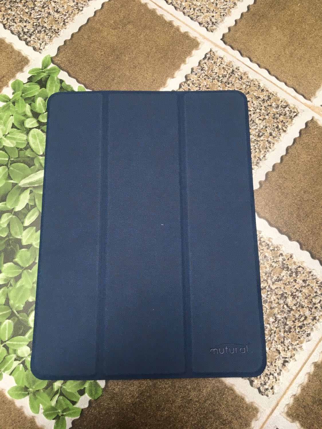 Chất liệu tốt, sờ êm tay,kích thước vừa, đứng được