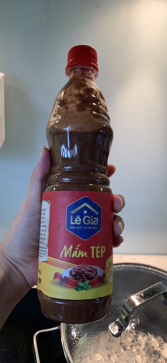 Lần đầu mua thấy thơm ngon quá. Mình nấu thịt chưng mắm tép ăn cơm vào ghê