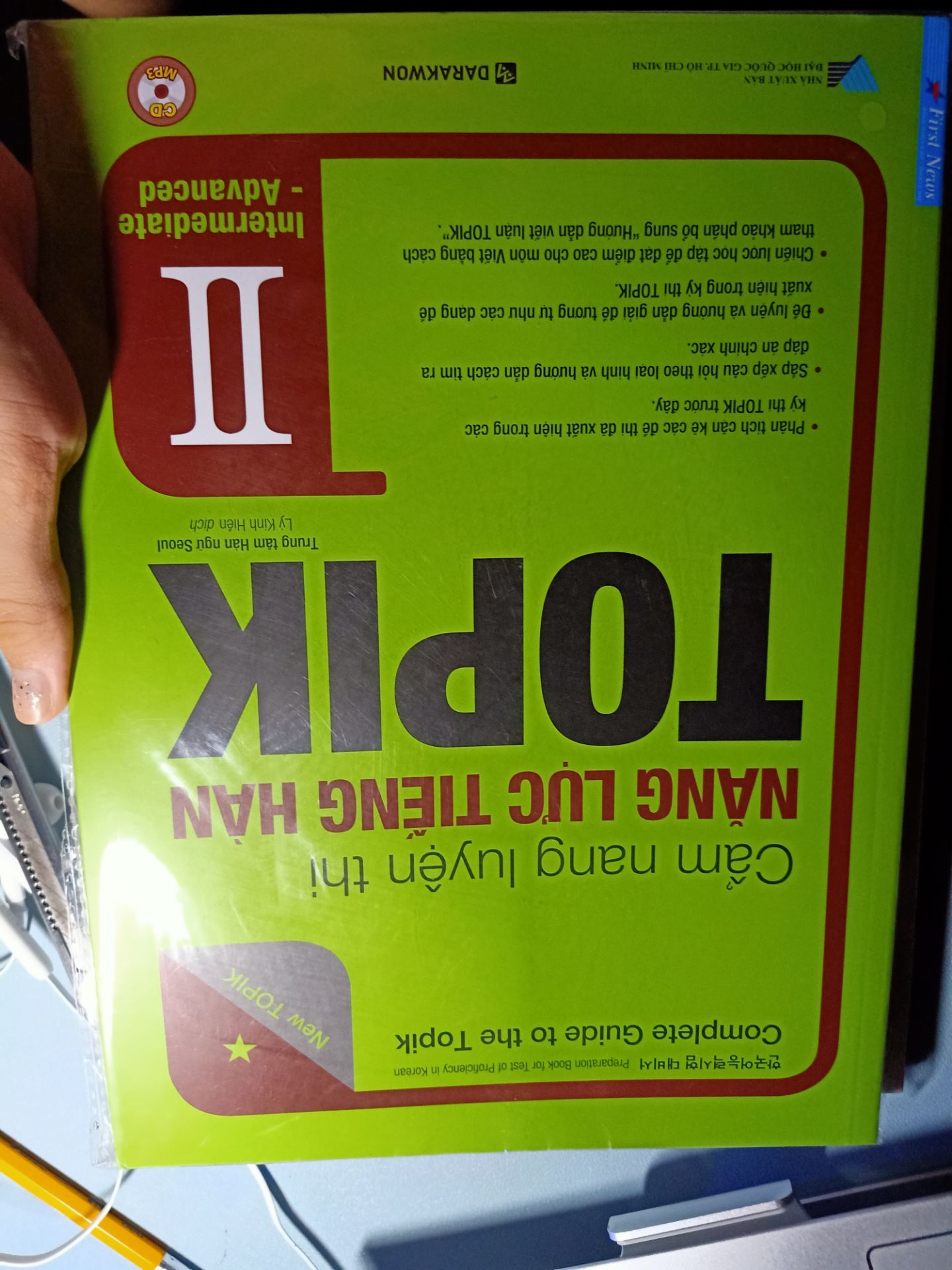 Sách hay. vì chỉ mới đọc sơ nên cũng không biết như nào nhưng nhìn chung nội dung OK phù hợp cho những bạn đang học trung cấp rèn luyện trình độ của mình. sách gói kỹ càng. giao hàng nhanh. cảm ơn tiki nhá ?