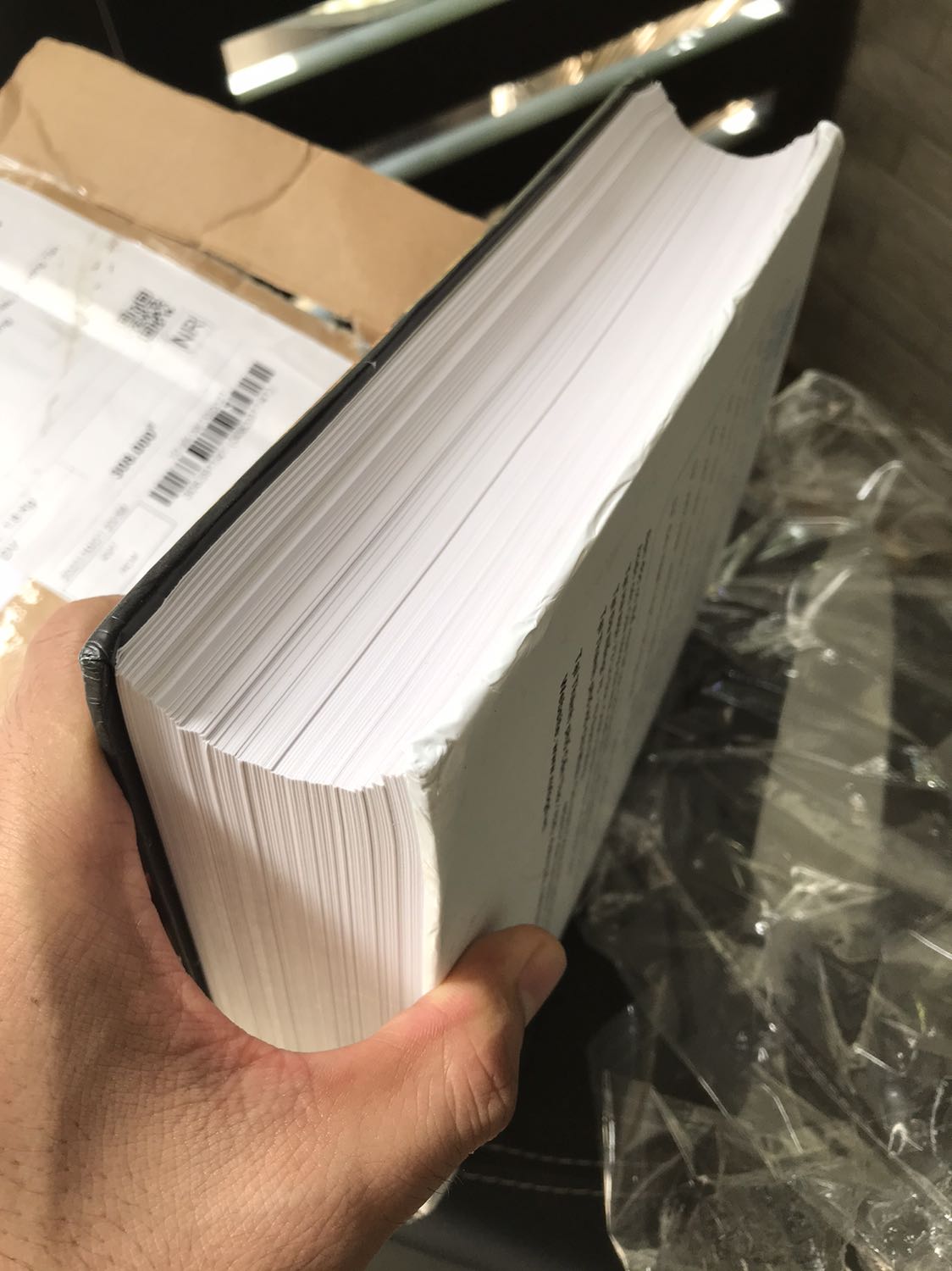 Thứ nhất chất lượng sách dở tệ.
Thứ hai vận chuyển hư hết sách.
Đánh giá 0 sao