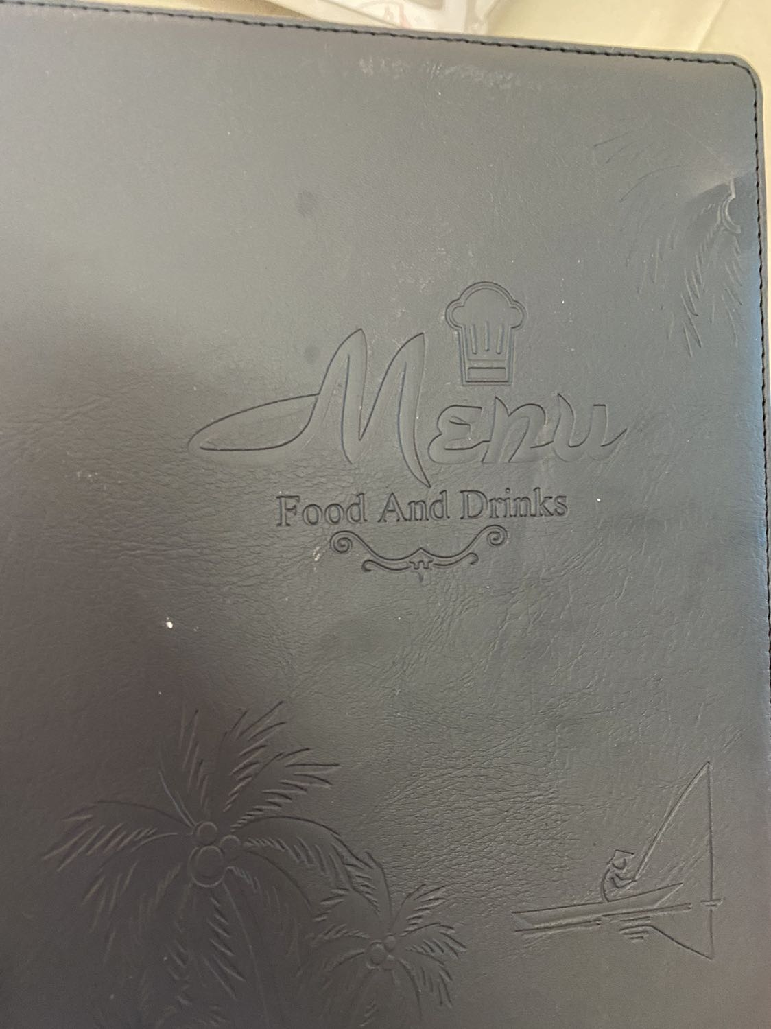 Hàng phủ bụi giống để lâu trong kho nhưng chất lượng vẫn rất ok