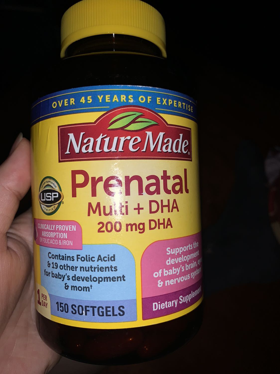 Hàng giao nhanh, đóng gói tốt. Vẫn chưa uống vì phải xác nhận hàng auth trước khi dùng!