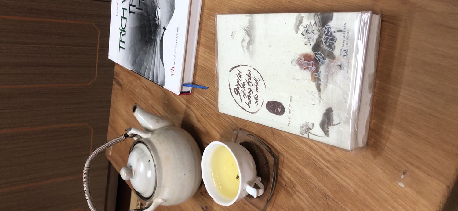 Chưa sử dụng nhưng thấy vải dày may đẹp.