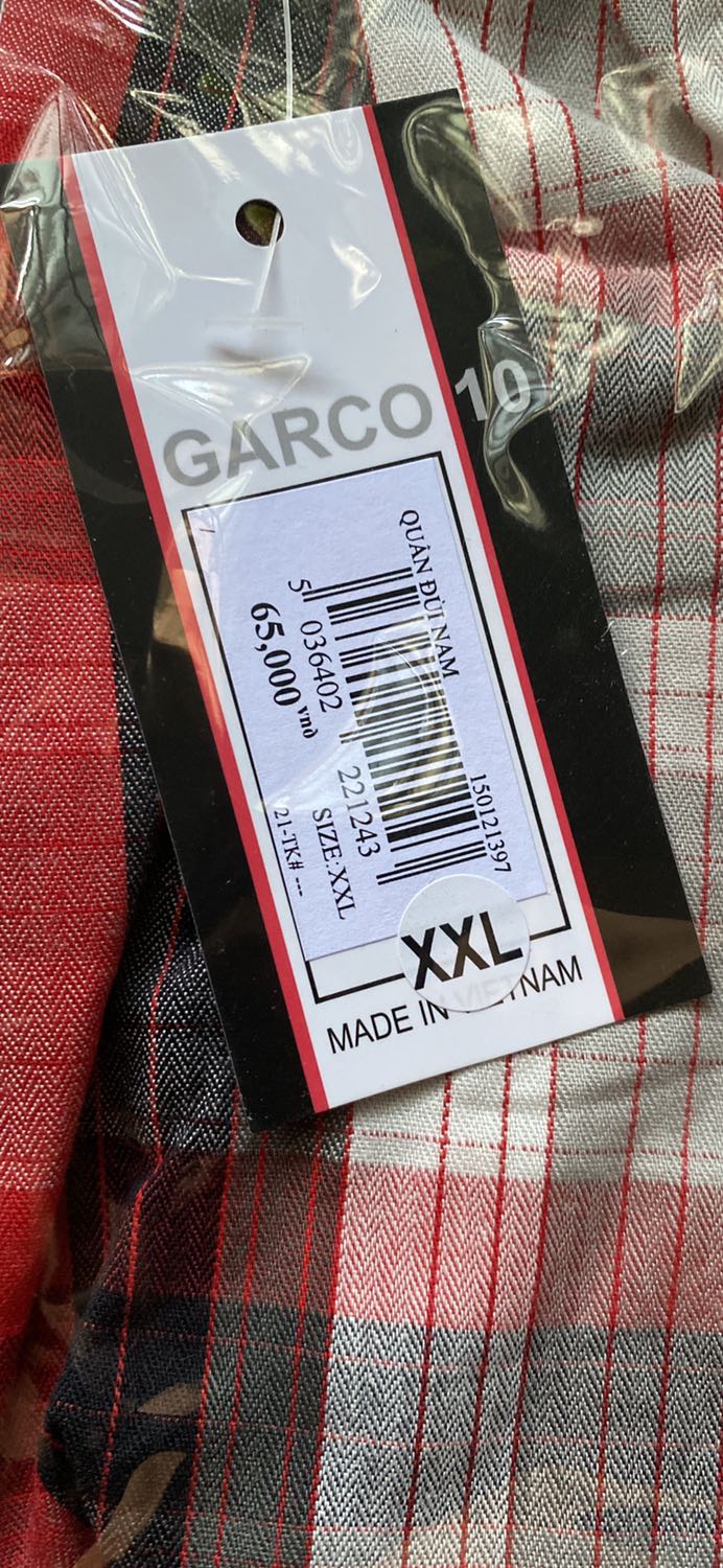 Tôi đặt XL mà lại giao cho tôi XXL,chán thật.Sau 10 ngày mới nhận đc ,chẳng lẽ đợi đổi lại rồi ship lại nữa là mất thêm 20 ngày,tốn quá nhiều thời gian cho việc mua mấy cái quần đùi.Nói giao ngẫu nhiên nhưng cũng ko nên cẩu thả là giao màu giống nhau cho người ta. Lần sau ra ngoài mua đắt hơn chút nhưng đc lựa theo đúng ý mình.Cám ơn Tôi đặt XL mà lại giao cho tôi XXL,chán thật.Sau 10 ngày mới nhận đc ,chẳng lẽ đợi đổi lại rồi ship lại nữa là mất thêm 20 ngày,tốn quá nhiều thời gian cho việc mua mấy cái quần đùi.Nói giao ngẫu nhiên nhưng cũng ko nên cẩu thả là giao màu giống nhau cho người ta. Lần sau ra ngoài mua đắt hơn chút nhưng đc lựa theo đúng ý mình.Cám ơn