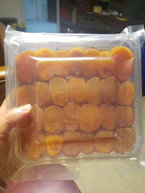 Ngon hài lòng. Hồng treo gió thơm tự nhiên mùi hồng không bị khô quá hay ướt quá. Sẽ ủng hộ tiếp