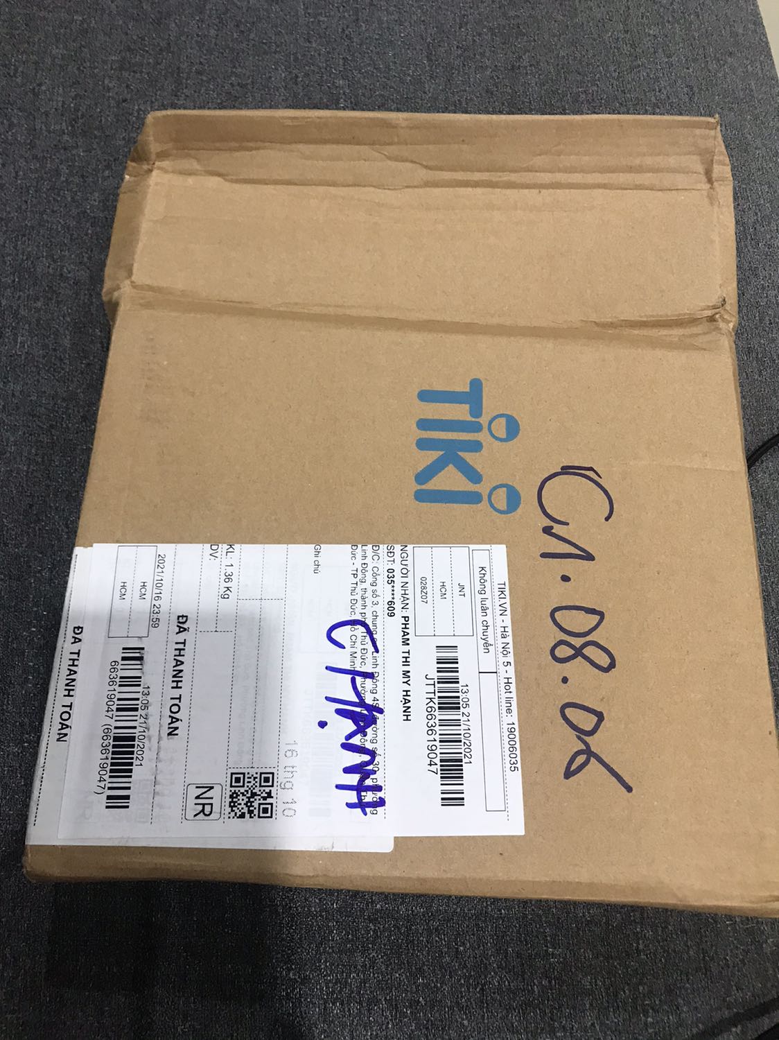 Giao và đóng gói cẩn thận, giấy đẹp, đọc xong mình sẽ review tiếp.