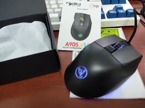 Chuột nhìn đẹp. Hơi to và khá trơn. Nói chung khá ổn. Giao hàng nhanh.