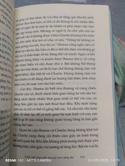 Nội dung thực tế, gần gũi, văn phong hóm hỉnh, không viết lan man. Đã đọc qua nhiều sách nuôi dạy con, nhưng cuốn này vẫn có điều mới mẻ, hấp dẫn. Mua flash sale giá rẻ 84k.