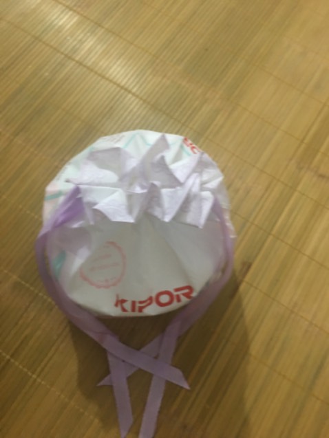 Khăn mềm mịn, thấm nước tốt, lau không bị rát mặt. Shop thì giao hàng siêu nhanh, đóng hàng siêu cẩn thận, mặc dù không phải hàng dễ vỡ nhưng vẫn bọc một lớp carton, 2 lớp chống sốc