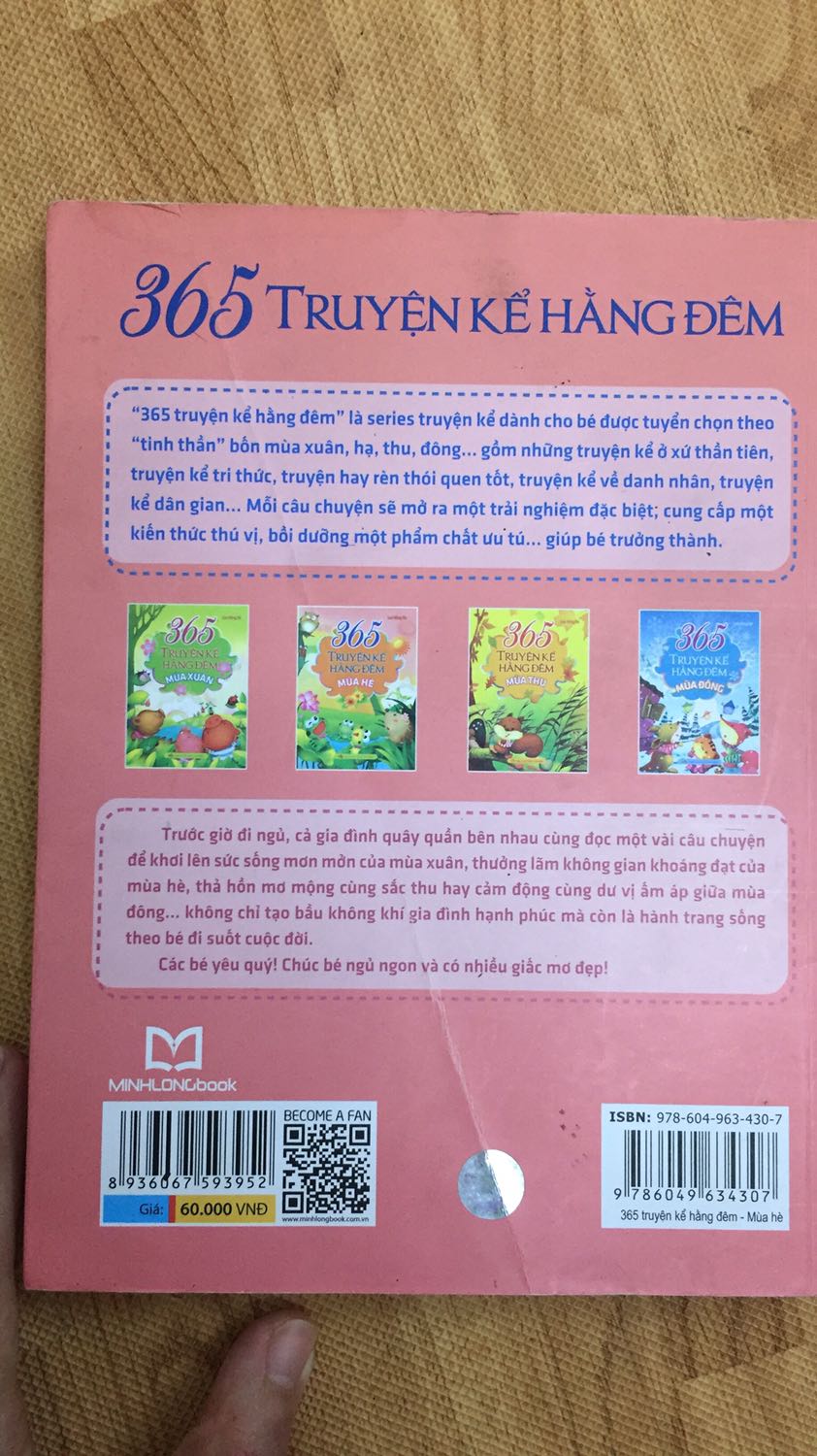 Tôi mua 3 quyển truyện cho con trên tiki là sách mới chứ không mua sách cũ, Tiki giao sách cũ cho tôi. Bìa sách bị gập ở cả mặt trước và mặt sau, gáy sách rách, trang sách ngấm nước ố vàng. Tôi rất ko hài lòng khi mình trả tiền để mua sách mới nhưng nhận lại là sách cũ. Không nghĩ bên bạn làm ăn thiếu chuyên nghiệp như vậy